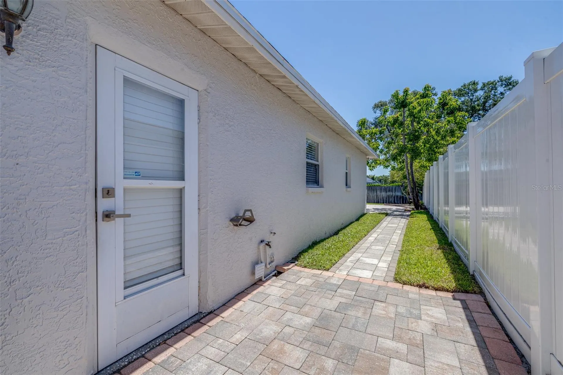 11147 Longhill Drive N Pinellas Park FL 33782