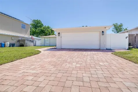 11147 Longhill Drive N Pinellas Park FL 33782