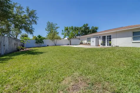 11147 Longhill Drive N Pinellas Park FL 33782