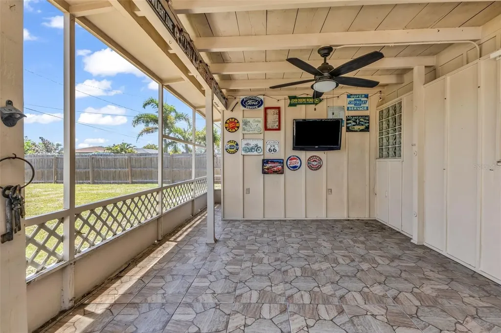 433 Glenridge Avenue NW Port Charlotte FL 33952