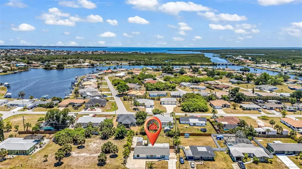 433 Glenridge Avenue NW Port Charlotte FL 33952