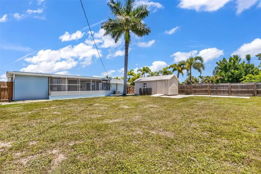 433 Glenridge Avenue NW Port Charlotte FL 33952