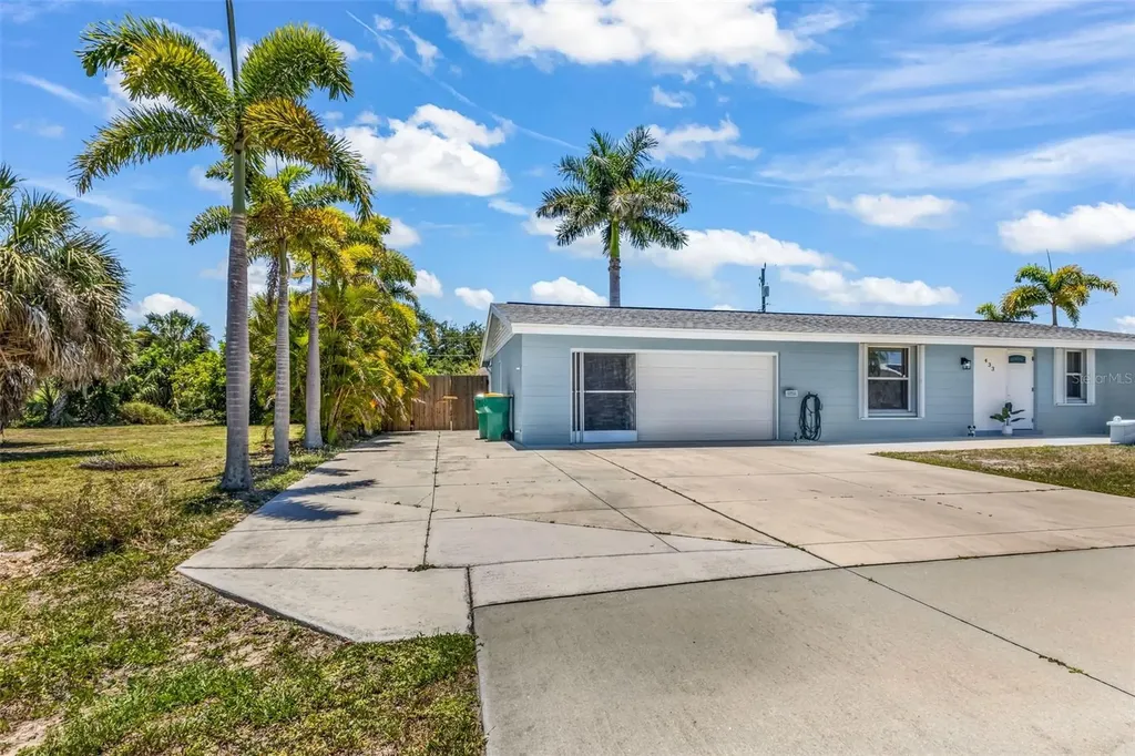 433 Glenridge Avenue NW Port Charlotte FL 33952