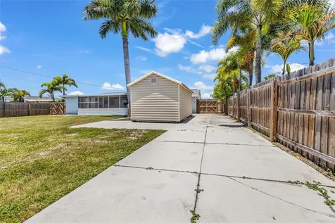 433 Glenridge Avenue NW Port Charlotte FL 33952