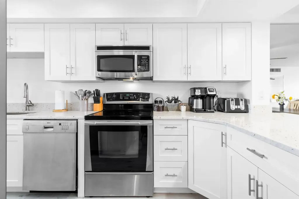 7520 Ridgewood Avenue Cape Canaveral FL 32920
