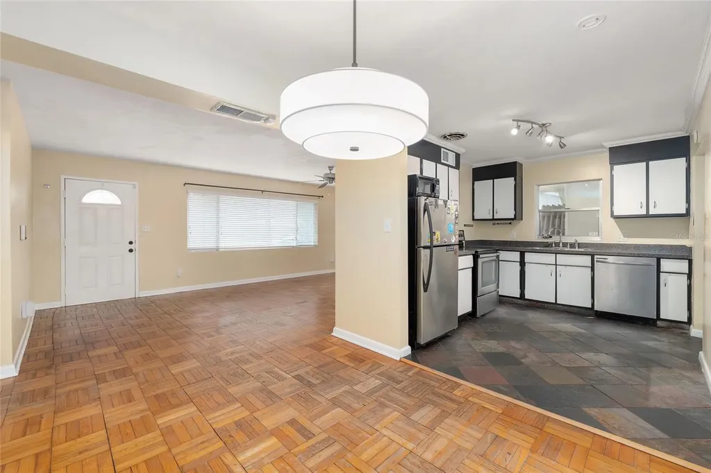 1414 NE 13th Street Gainesville FL 32601