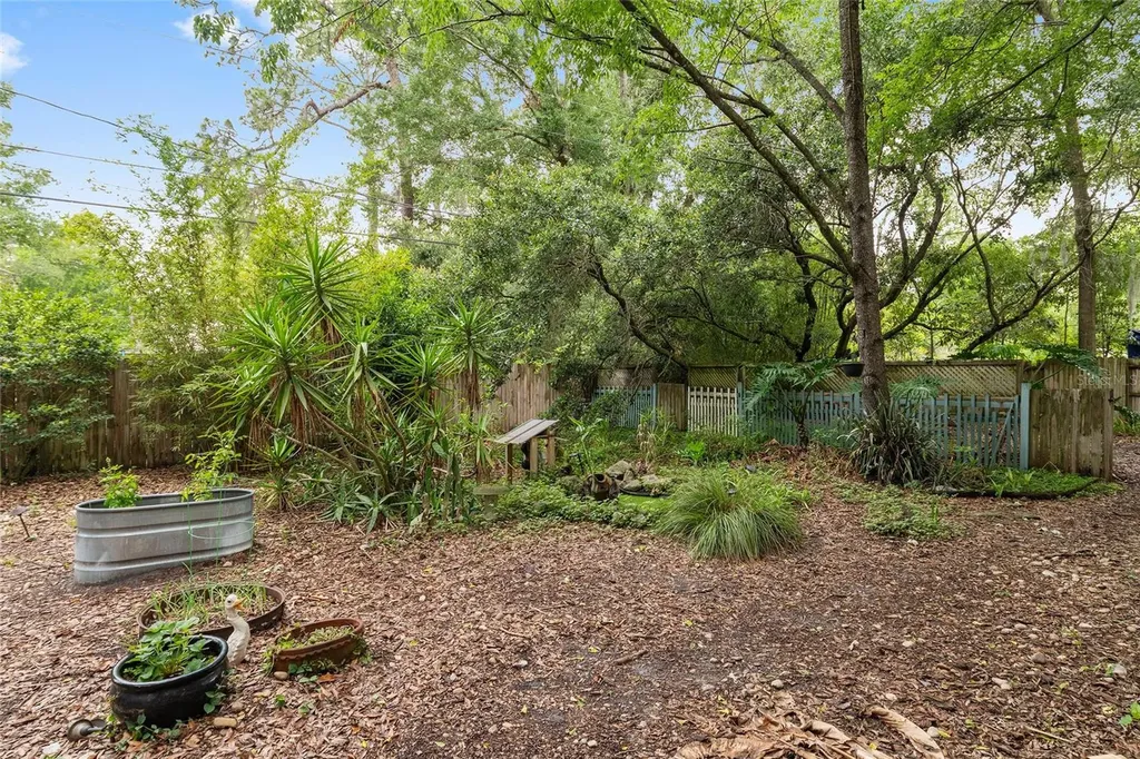 1414 NE 13th Street Gainesville FL 32601