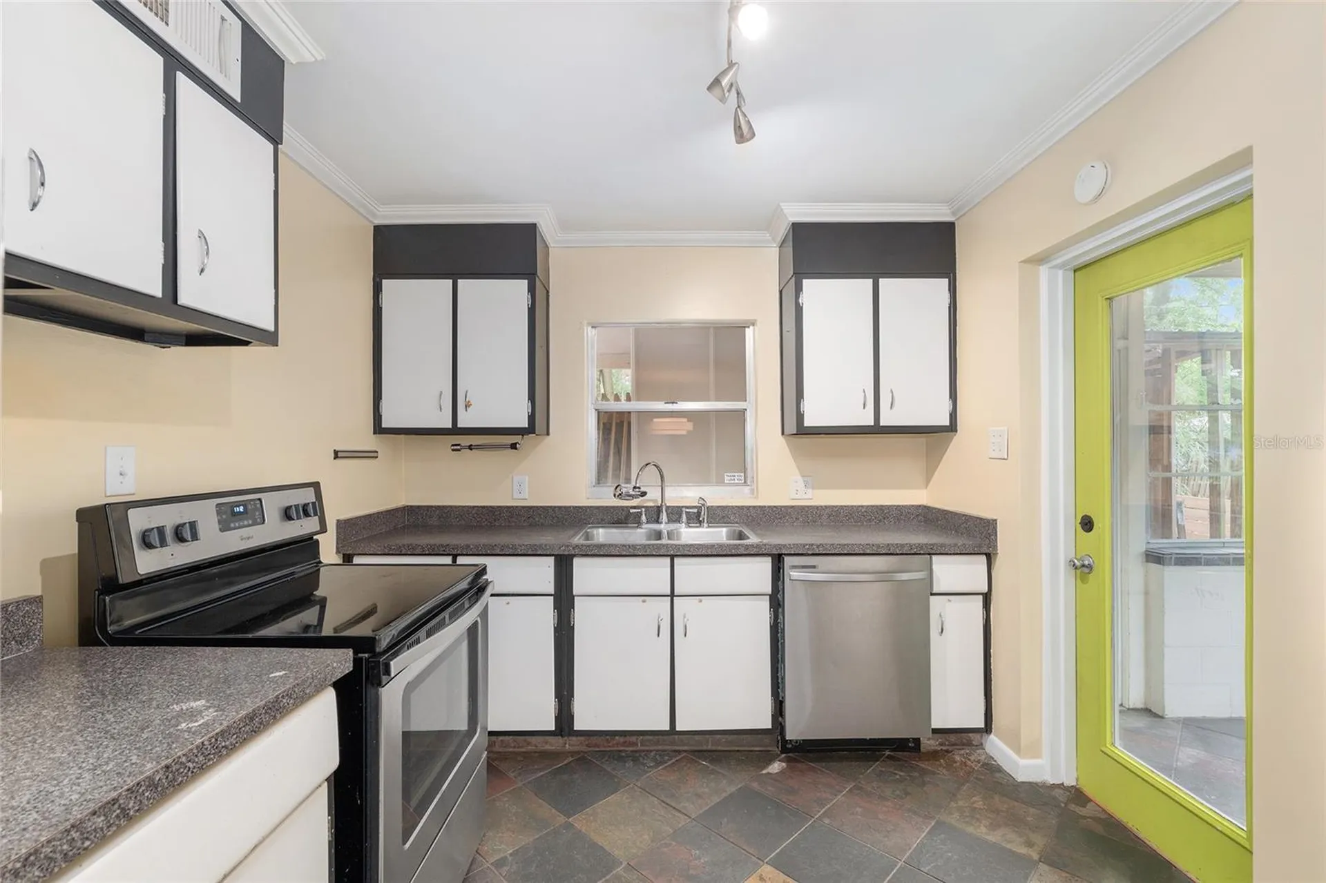 1414 NE 13th Street Gainesville FL 32601
