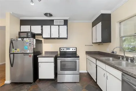 1414 NE 13th Street Gainesville FL 32601