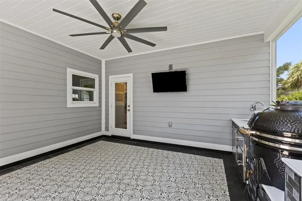 4631 W Bay Villa Avenue Tampa FL 33611