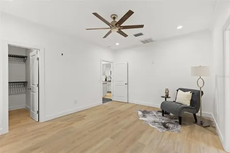 4631 W Bay Villa Avenue Tampa FL 33611