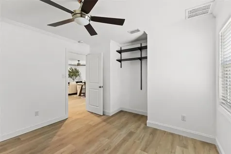 4631 W Bay Villa Avenue Tampa FL 33611