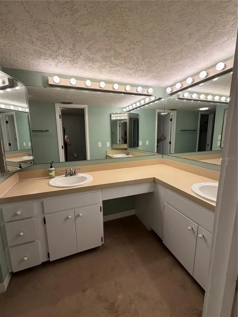 8 Canterbury Drive Haines City FL 33844