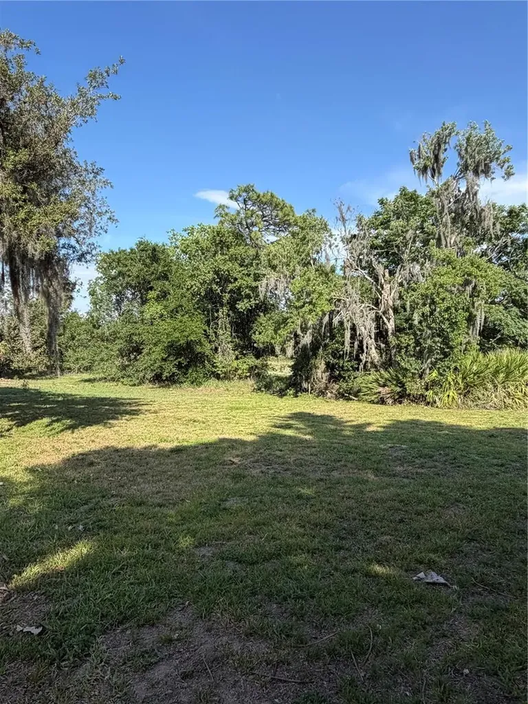 8 Canterbury Drive Haines City FL 33844