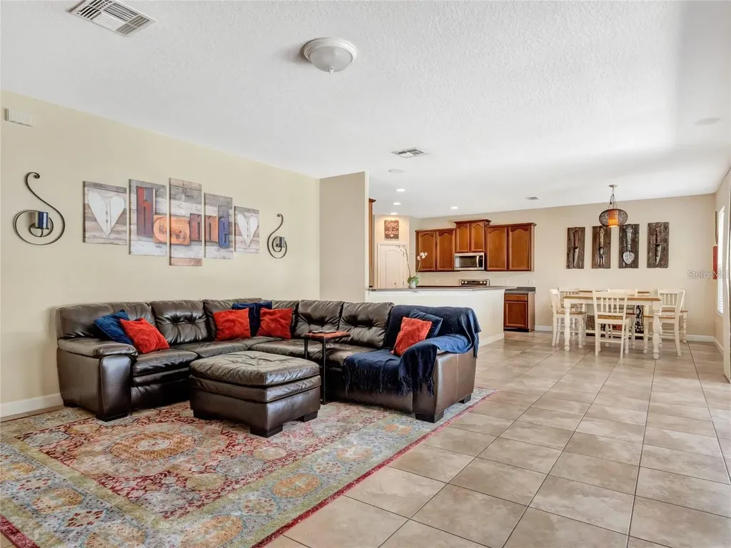 10023 Ians Ridge Road Orlando FL 32832