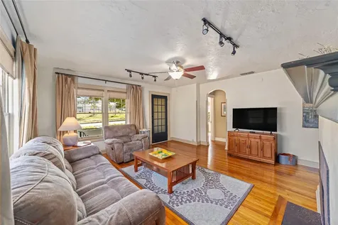114 NE 11th Avenue Ocala FL 34470