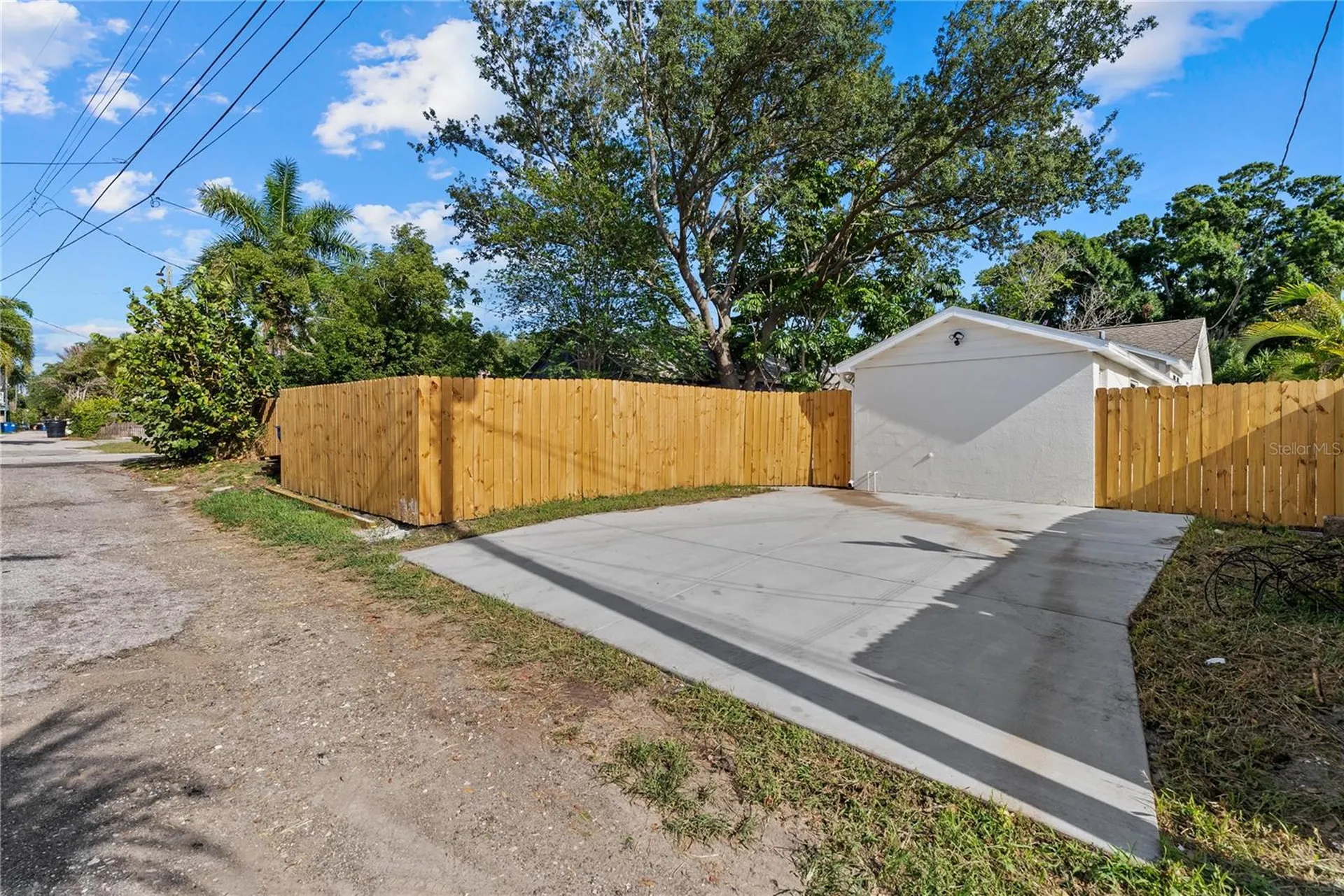 1211 16th Avenue N St Petersburg FL 33704