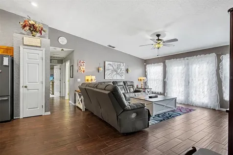 423 Majestic Gardens Boulevard Winter Haven FL 33880