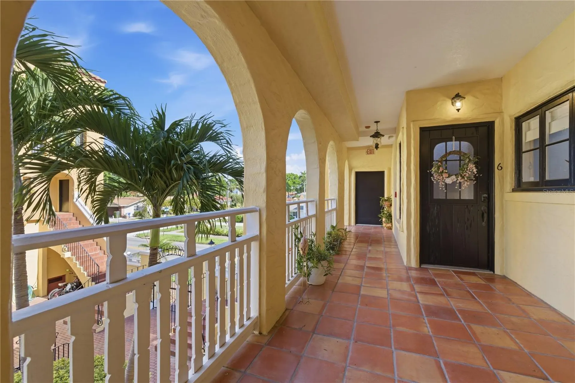 210 22nd Avenue NE St Petersburg FL 33704