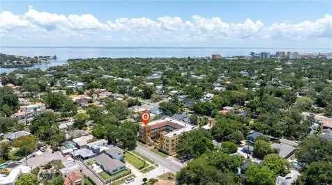 210 22nd Avenue NE St Petersburg FL 33704