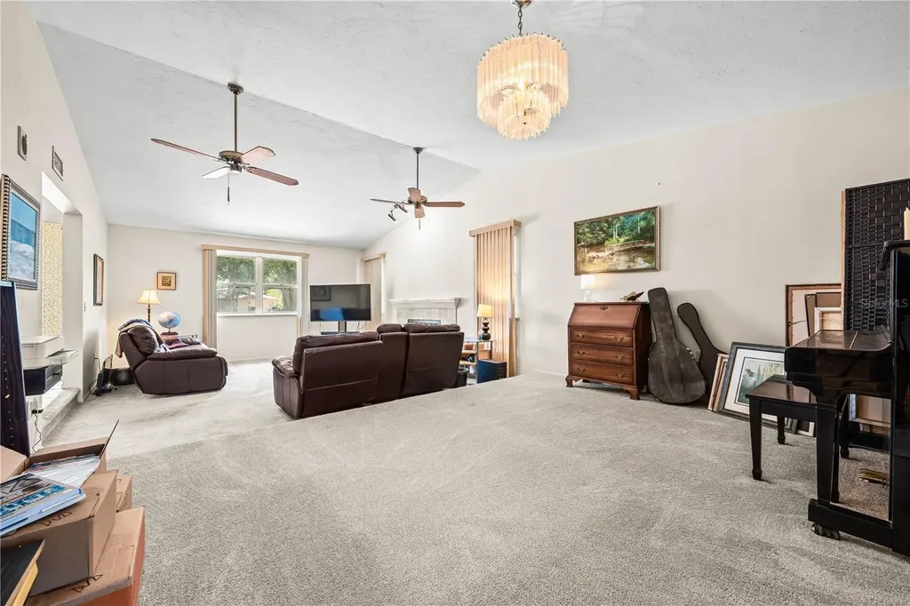 4424 Meadow Creek Circle Sarasota FL 34233