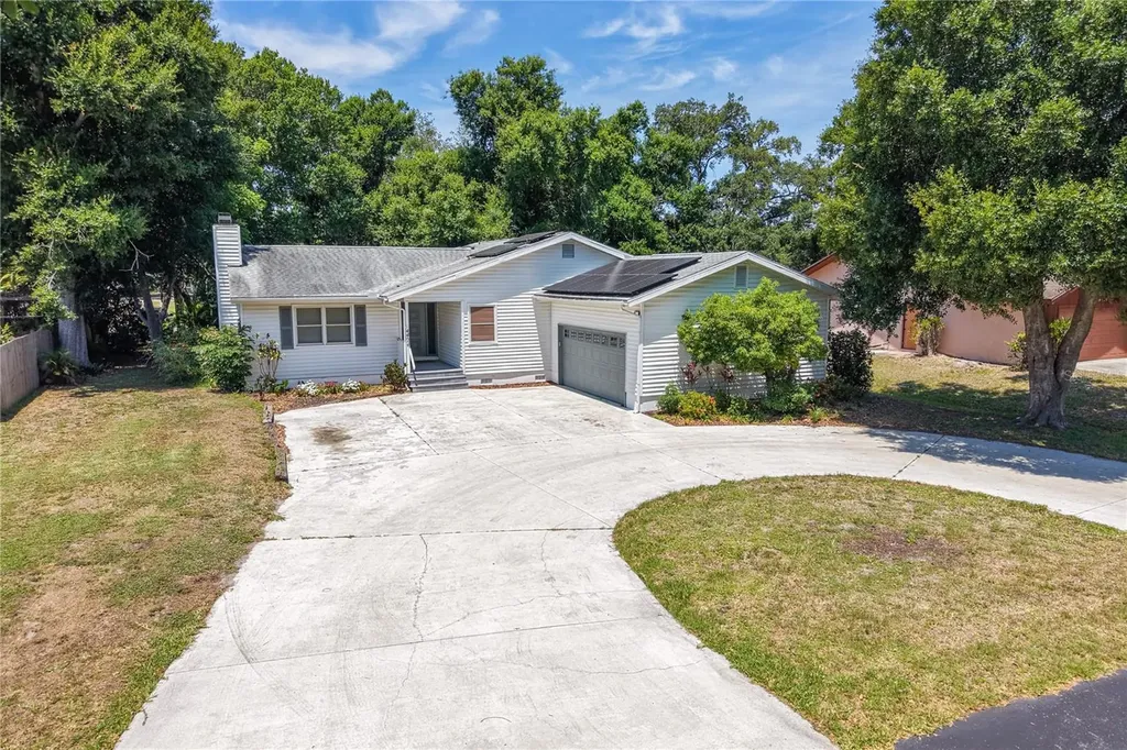 4424 Meadow Creek Circle Sarasota FL 34233