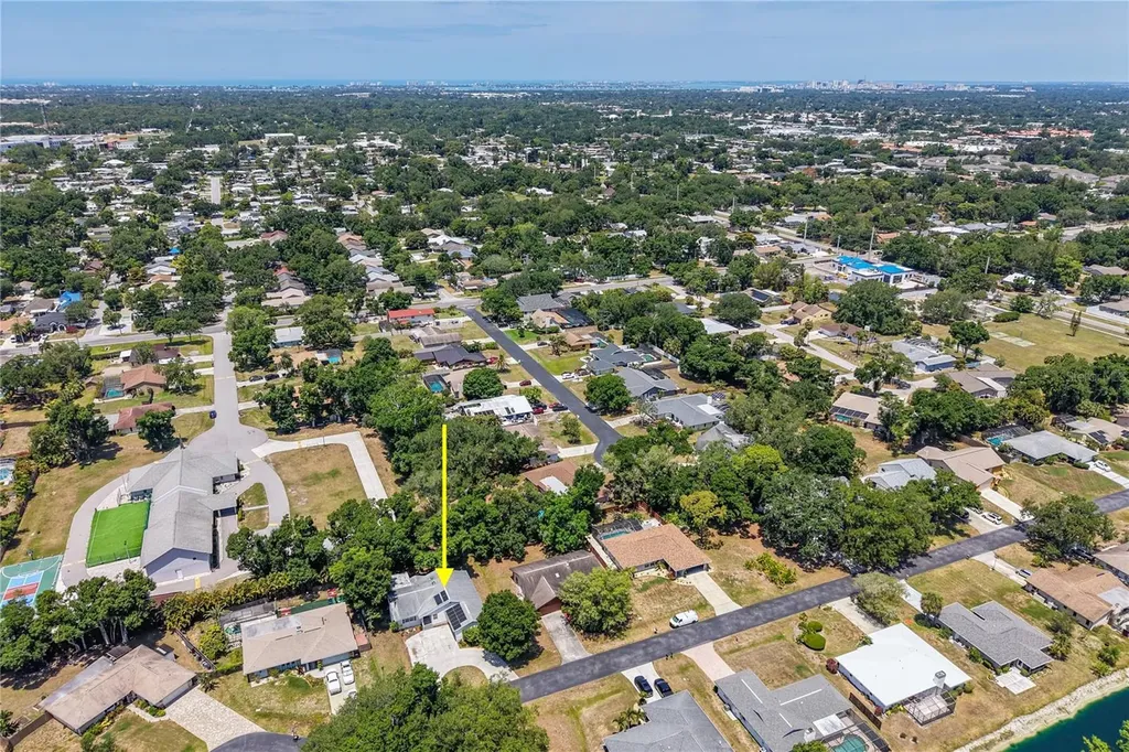 4424 Meadow Creek Circle Sarasota FL 34233