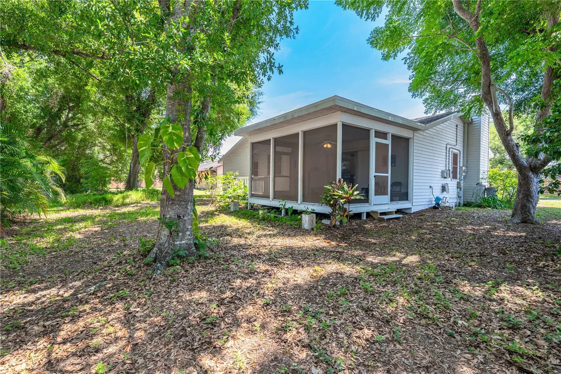 4424 Meadow Creek Circle Sarasota FL 34233