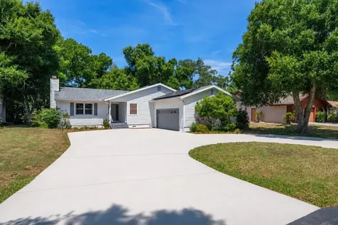 4424 Meadow Creek Circle Sarasota FL 34233