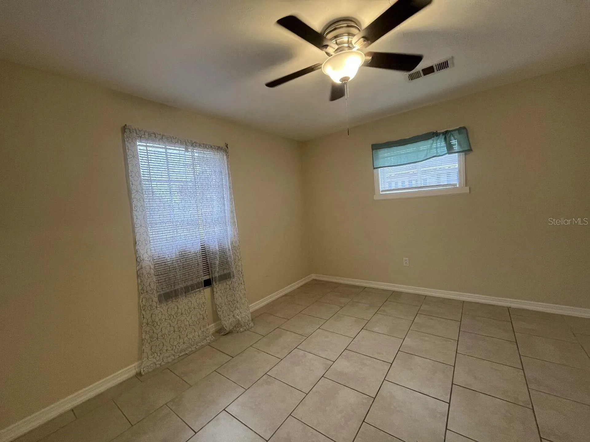 2014 10th Street W Bradenton FL 34205