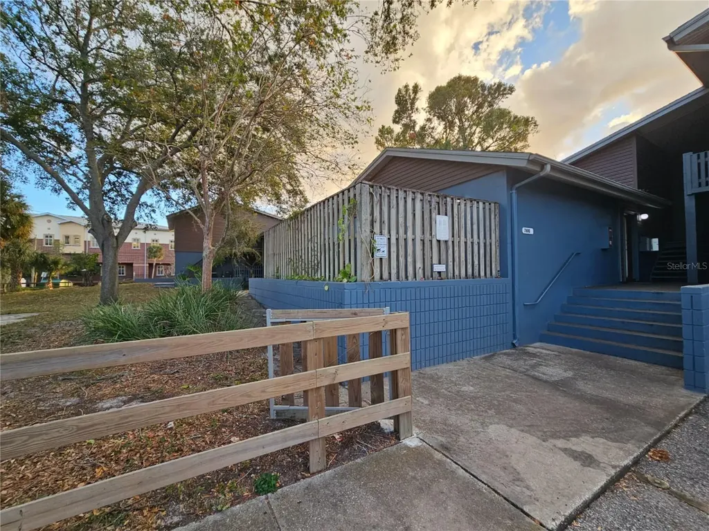 7610 W Powhatan Avenue Tampa FL 33615