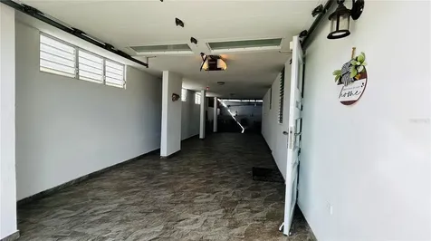 G51 Urb. Paseos Reales Arecibo PR 00612