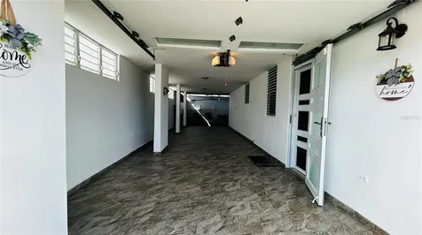 G51 Urb. Paseos Reales Arecibo PR 00612