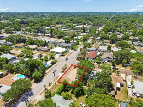 558 Roanoke Street Dunedin FL 34698