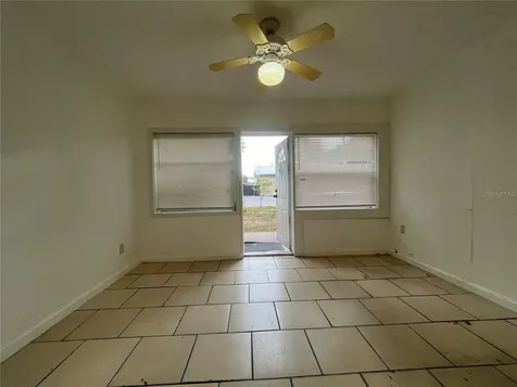 720 22nd Avenue W Bradenton FL 34205