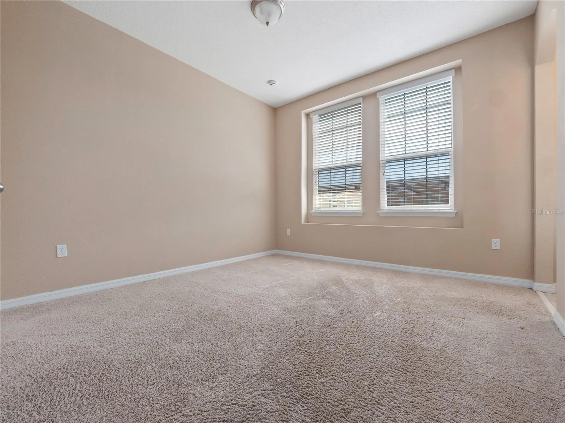 1610 Mohegan Boulevard Kissimmee FL 34744
