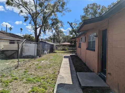 1215 E 108th Avenue Tampa FL 33612