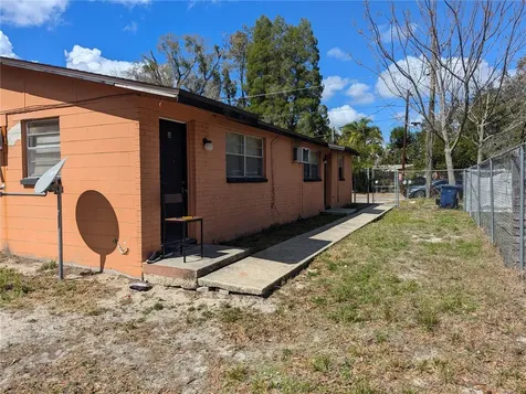 1215 E 108th Avenue Tampa FL 33612