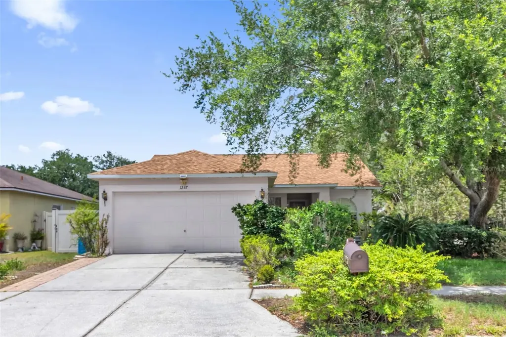 1237 Franford Drive Brandon FL 33511