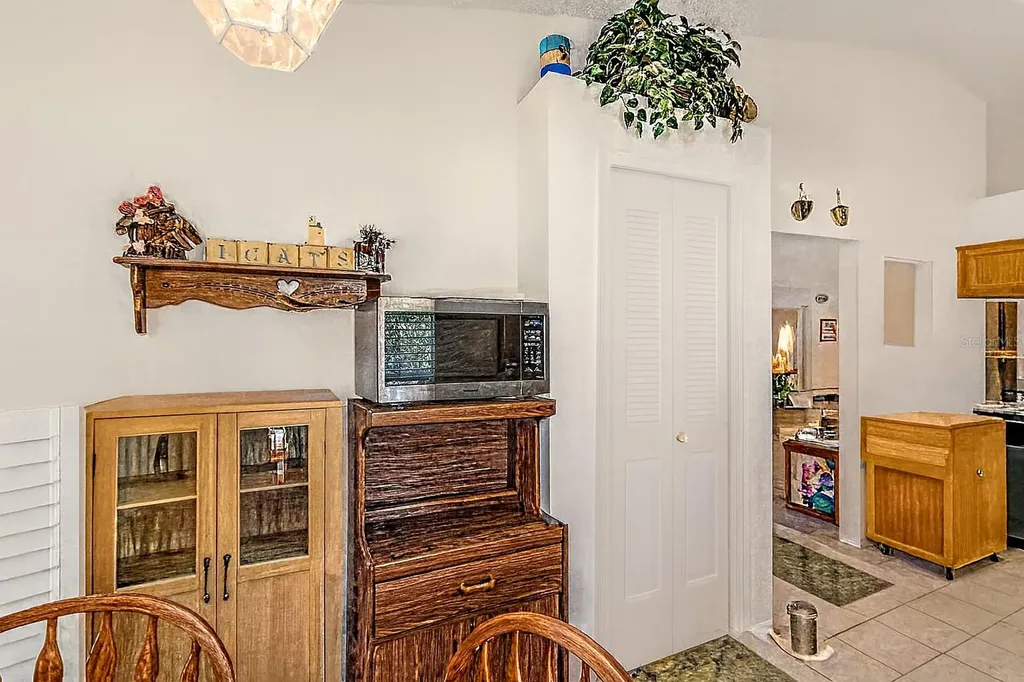 1237 Franford Drive Brandon FL 33511