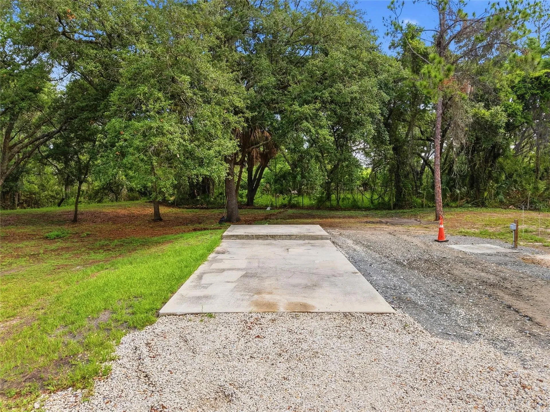 910 1010 & 1016 3rd Ave SE Avenue SE Ruskin FL 33570