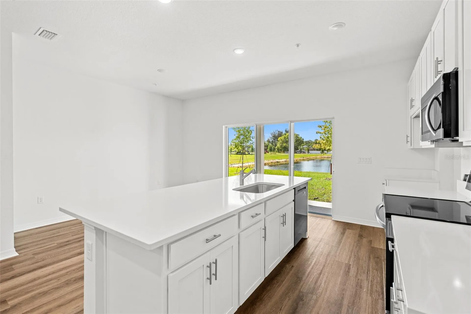 4698 Winding River Road Orlando FL 32822