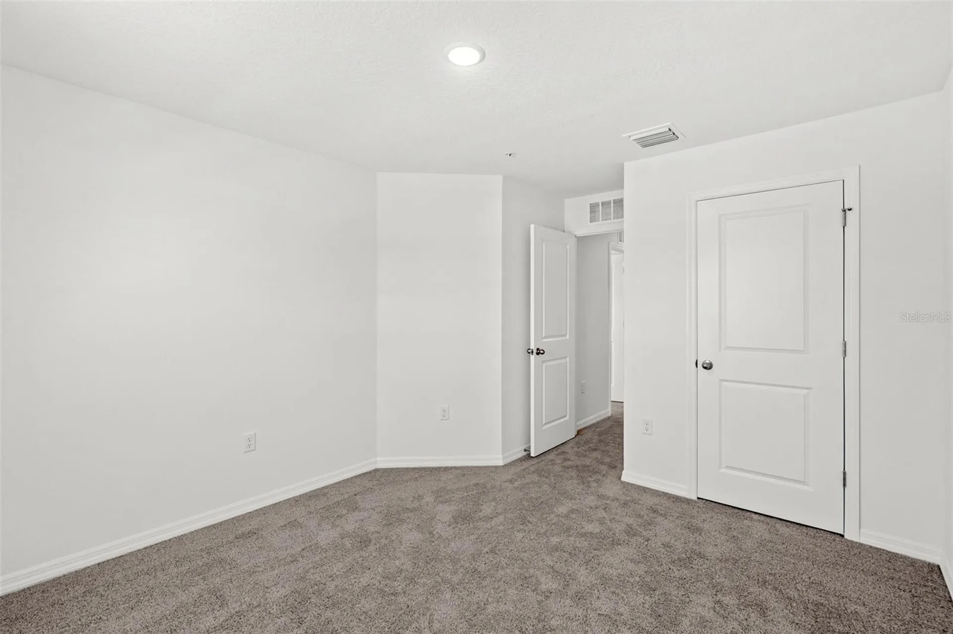 4698 Winding River Road Orlando FL 32822