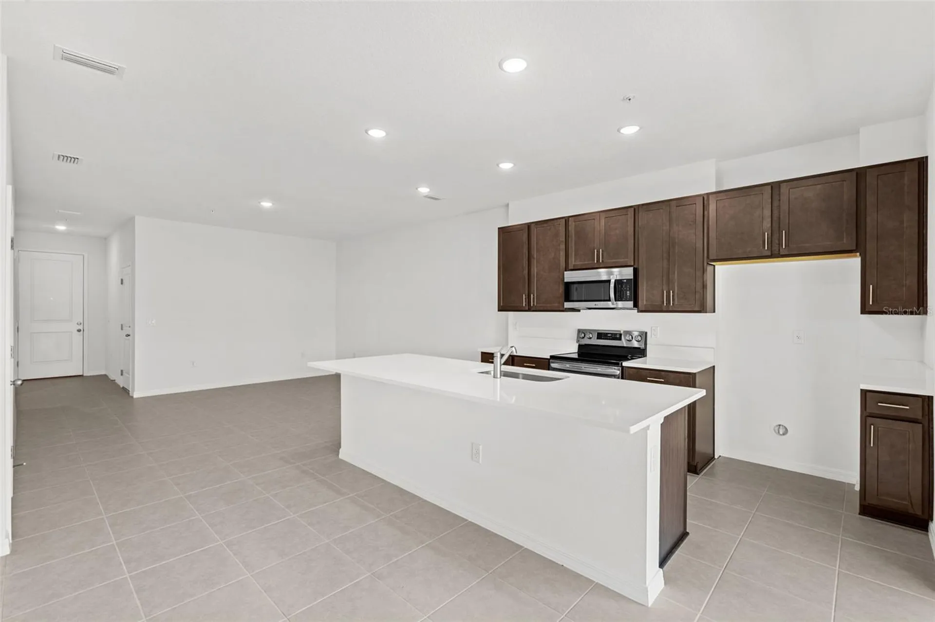 4698 Winding River Road Orlando FL 32822