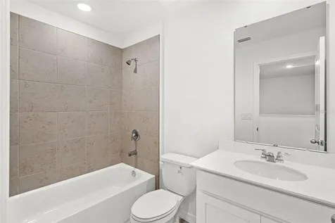 4698 Winding River Road Orlando FL 32822