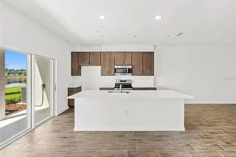 4698 Winding River Road Orlando FL 32822