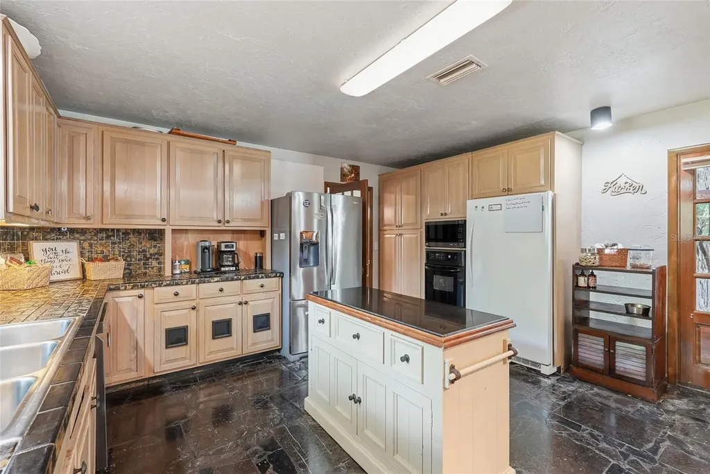 7851 SW County Road 796 Lake Butler FL 32054