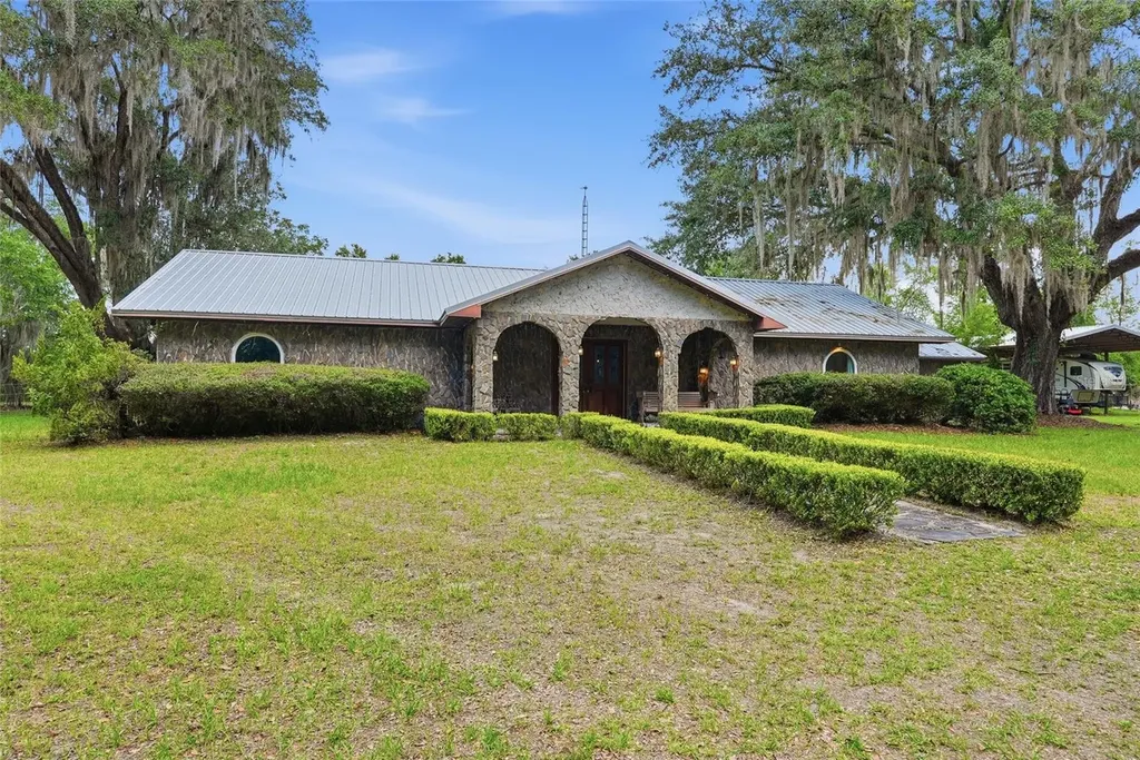 7851 SW County Road 796 Lake Butler FL 32054
