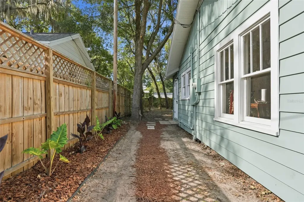 312 NW 14th Avenue Gainesville FL 32601