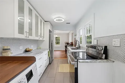 312 NW 14th Avenue Gainesville FL 32601